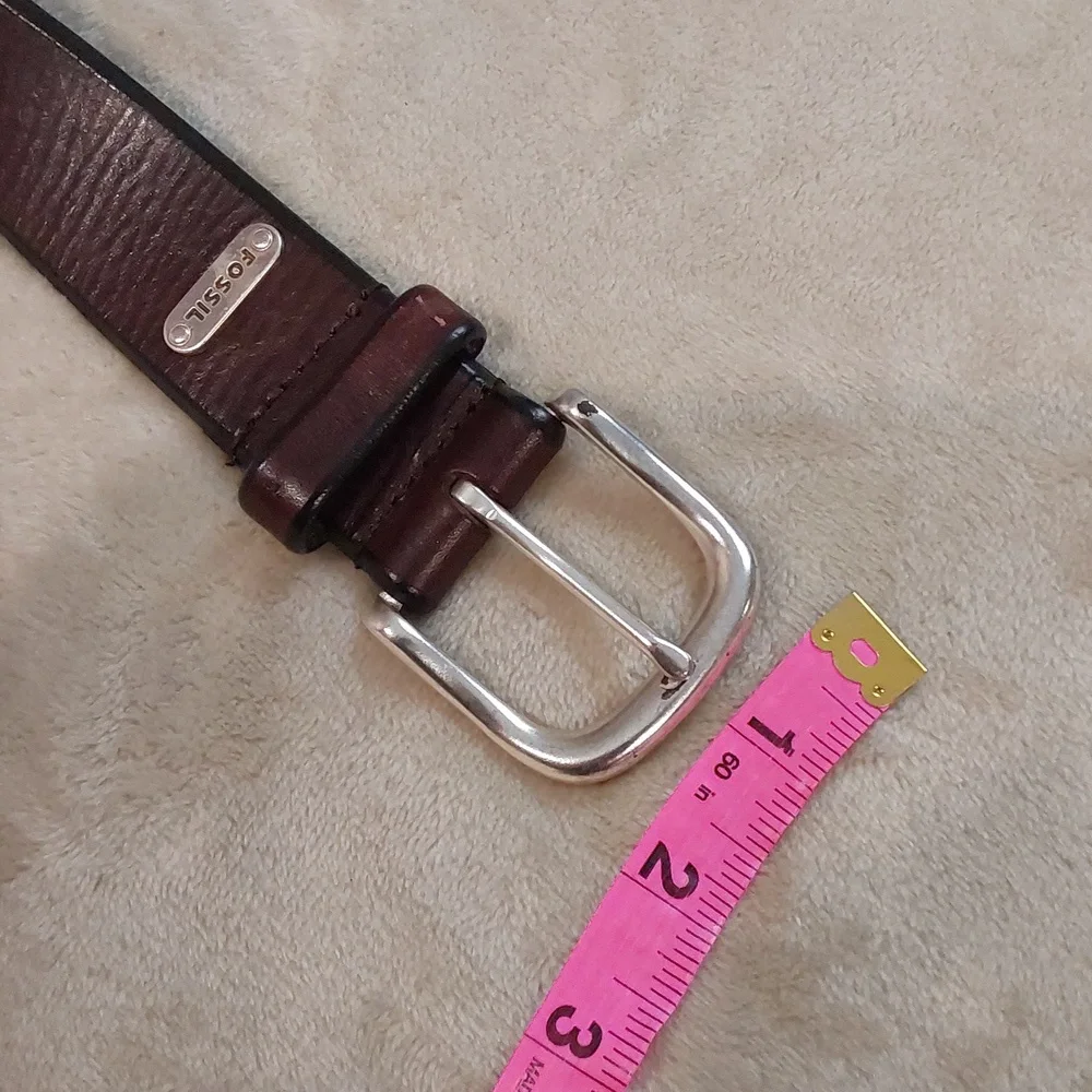 Fossil Full Grain Cowhide Mens Dark Brown Leather Belt Silver Buckle Size 44 - Picture 5 of 11